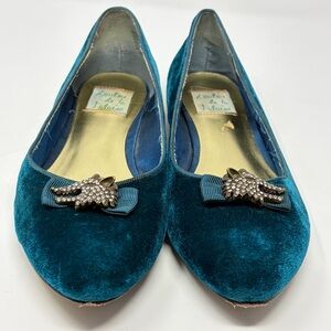 Loulou de la Falaise Teal‎ Velvet Flats with Crystal Boar Head Brooch Size 9.5